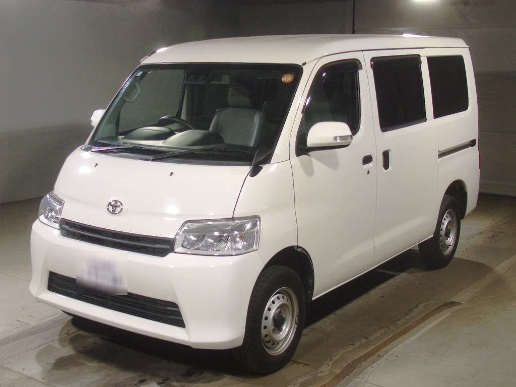 Japan Auction Vehicles 4 2021 Toyota TownAce Van GL auction photo