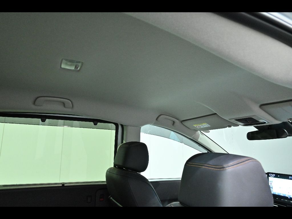 2024 Honda Freed e:HEVクロスター 5人 auction photo 8