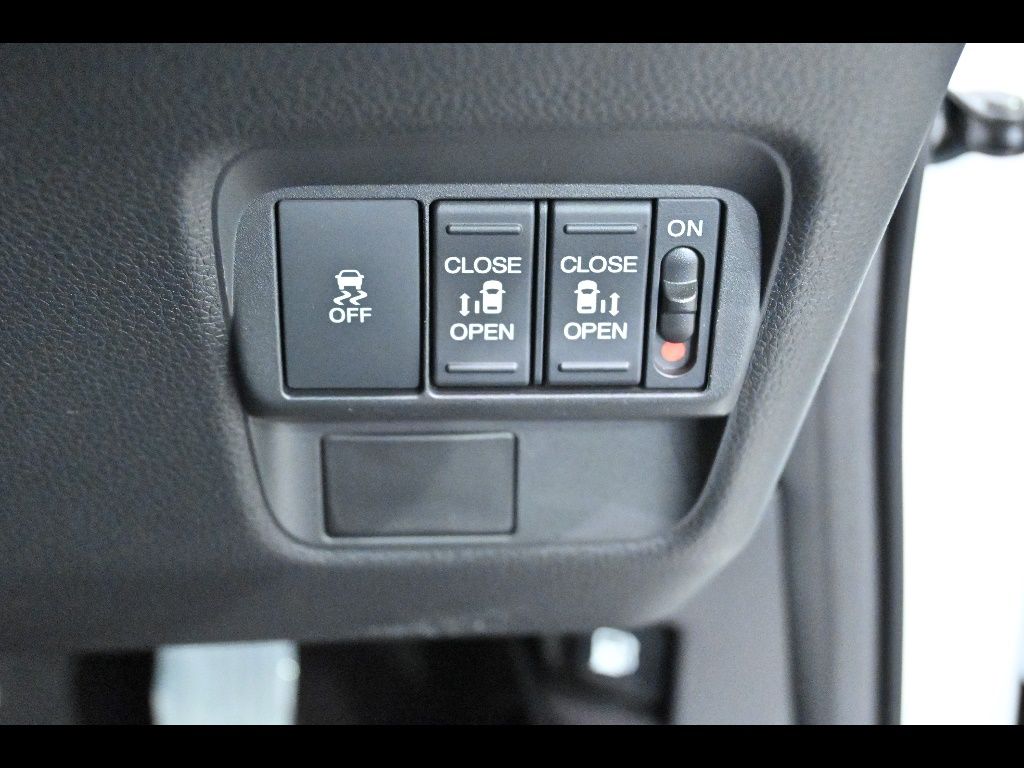 2024 Honda Freed e:HEVクロスター 5人 auction photo 11