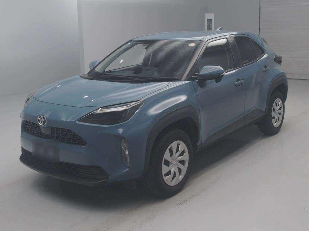 2023 Toyota Yaris Cross X Japan auction vehicle