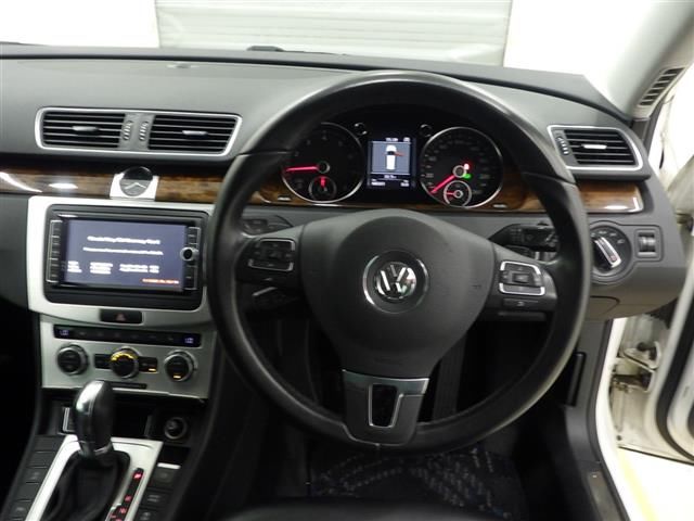 2014 Volkswagen VWパサートヴァリアント パサートヴァリアント TSIハイライン auction photo 5