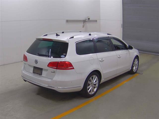 2014 Volkswagen VWパサートヴァリアント パサートヴァリアント TSIハイライン auction photo 4