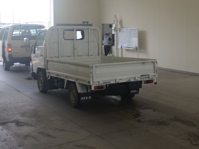 1991 Toyota Hiace ヒラ auction photo 2
