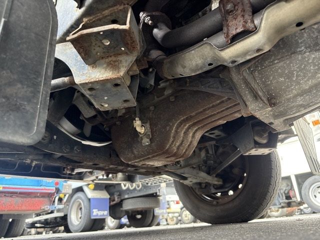 1991 Toyota Hiace ヒラ auction photo 10