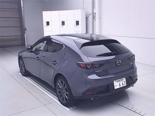 2019 Mazda 3ファストバック XD Lパッケージ auction photo 2