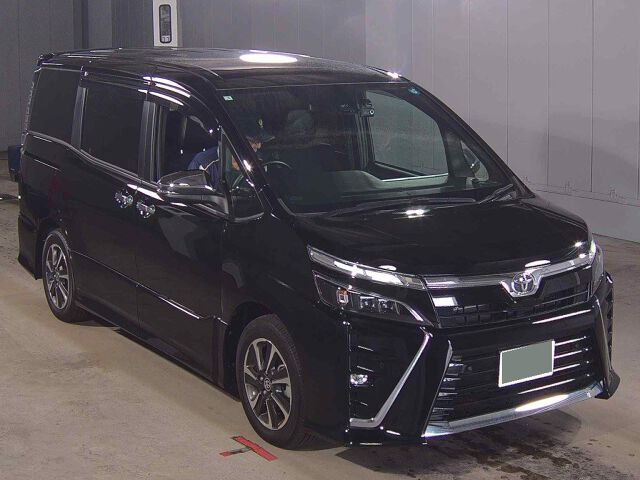 Japan Auction Vehicles 8 2021 Toyota Voxy ZS Kirameki 3 auction photo