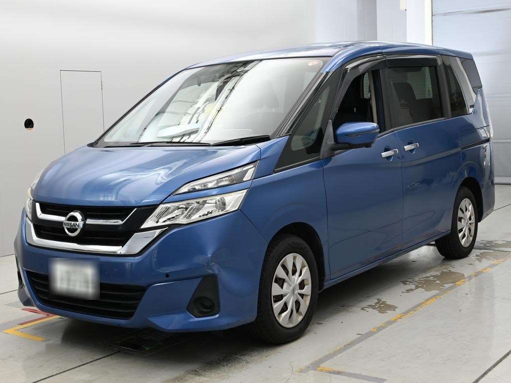 2017 Nissan Serena Japan auction vehicle