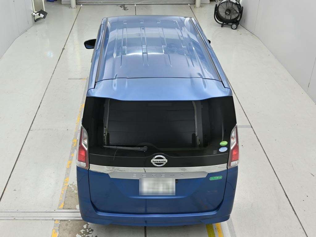 2017 Nissan Serena auction photo 8