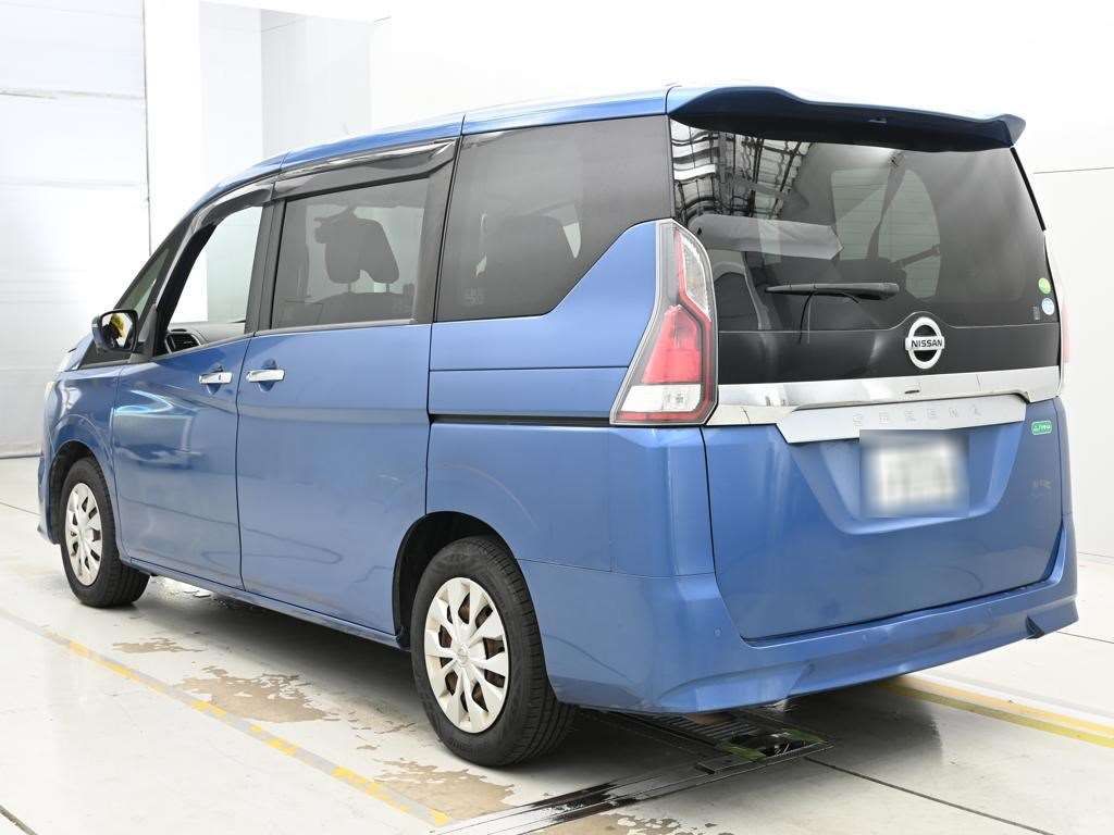2017 Nissan Serena auction photo 6