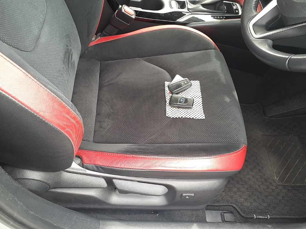 2021 Toyota Corolla Sport ハイブリッドG Z auction photo 10