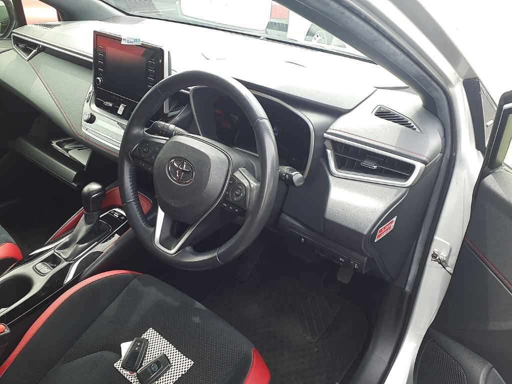 2021 Toyota Corolla Sport ハイブリッドG Z auction photo 9