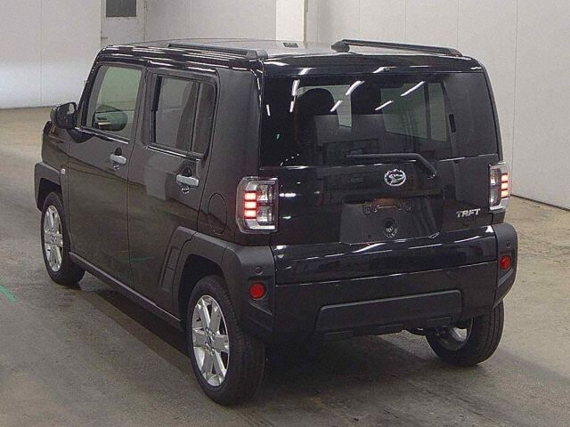2025 Daihatsu Taft G auction photo 2