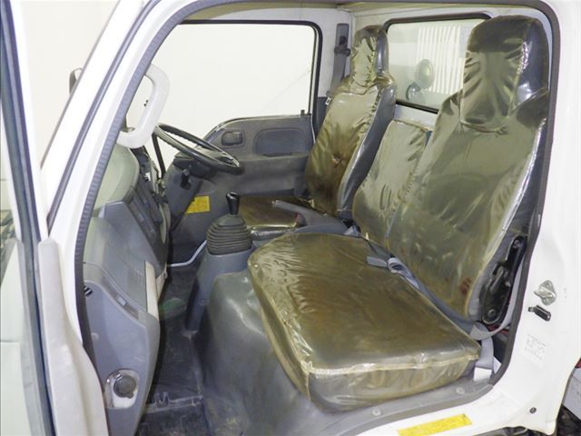 2014 Isuzu Elf dump auction photo 8