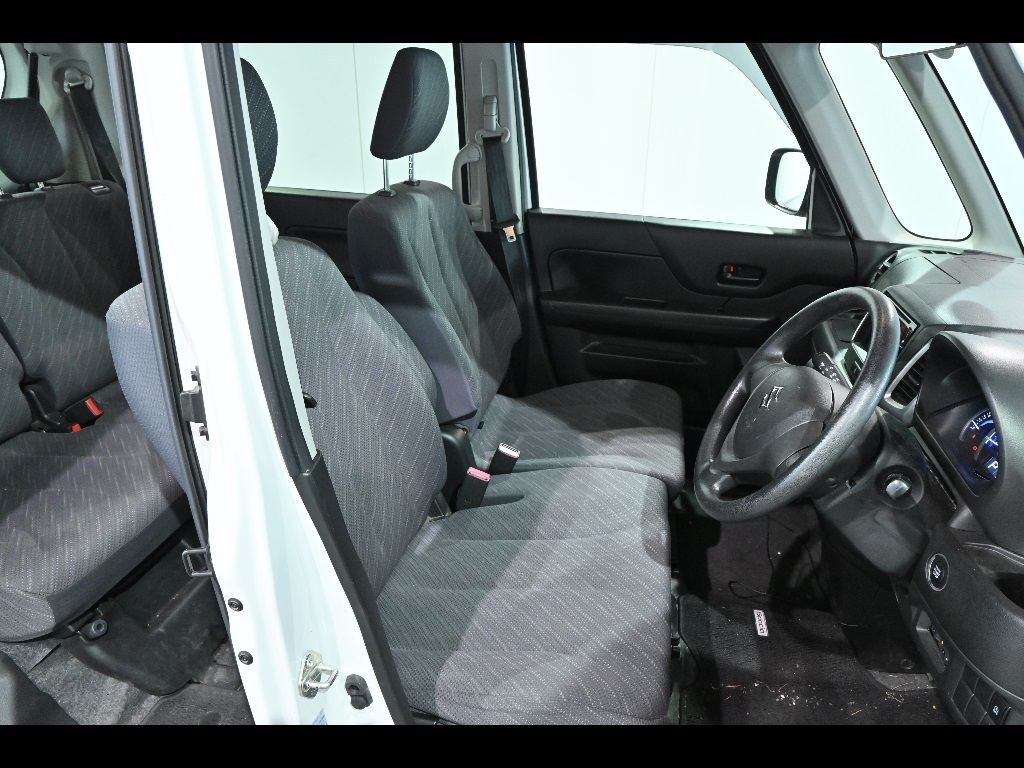 2017 Suzuki Spacia G auction photo 6