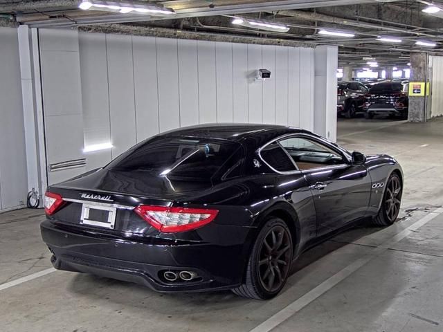 2009 Maserati マセラティ GranTurismo auction photo 3