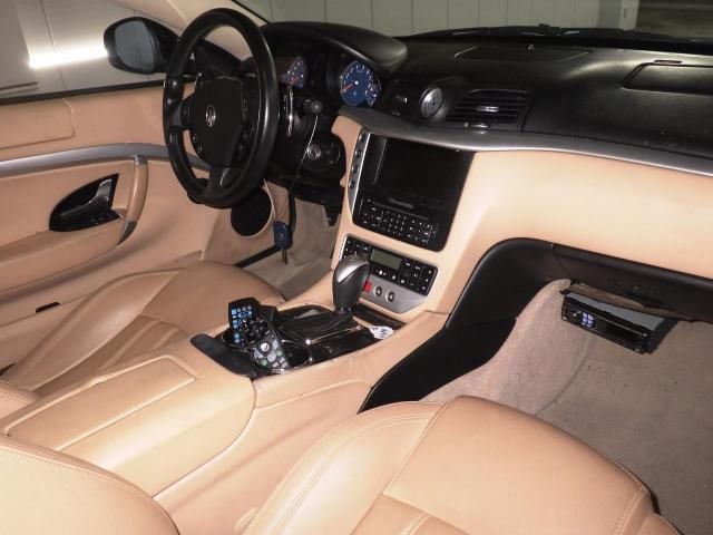 2009 Maserati マセラティ GranTurismo auction photo 2