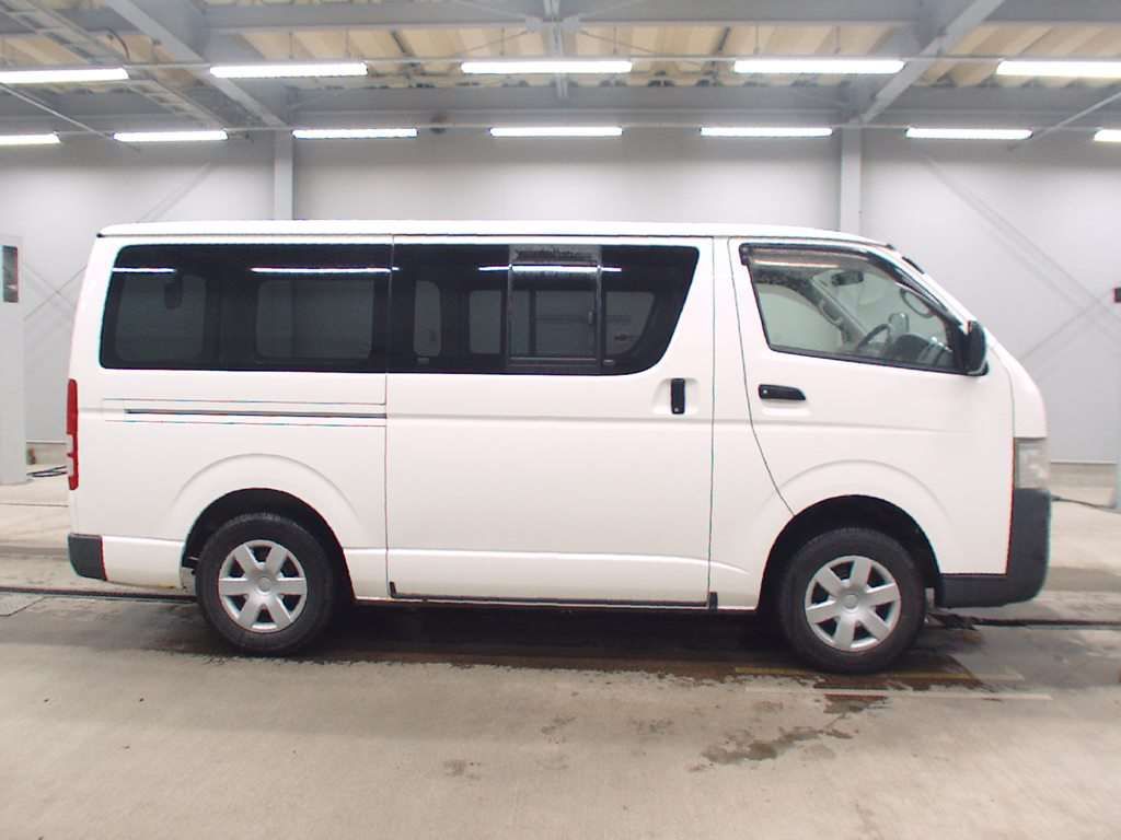 2009 Toyota Hiace ロングDX 4WD auction photo 3