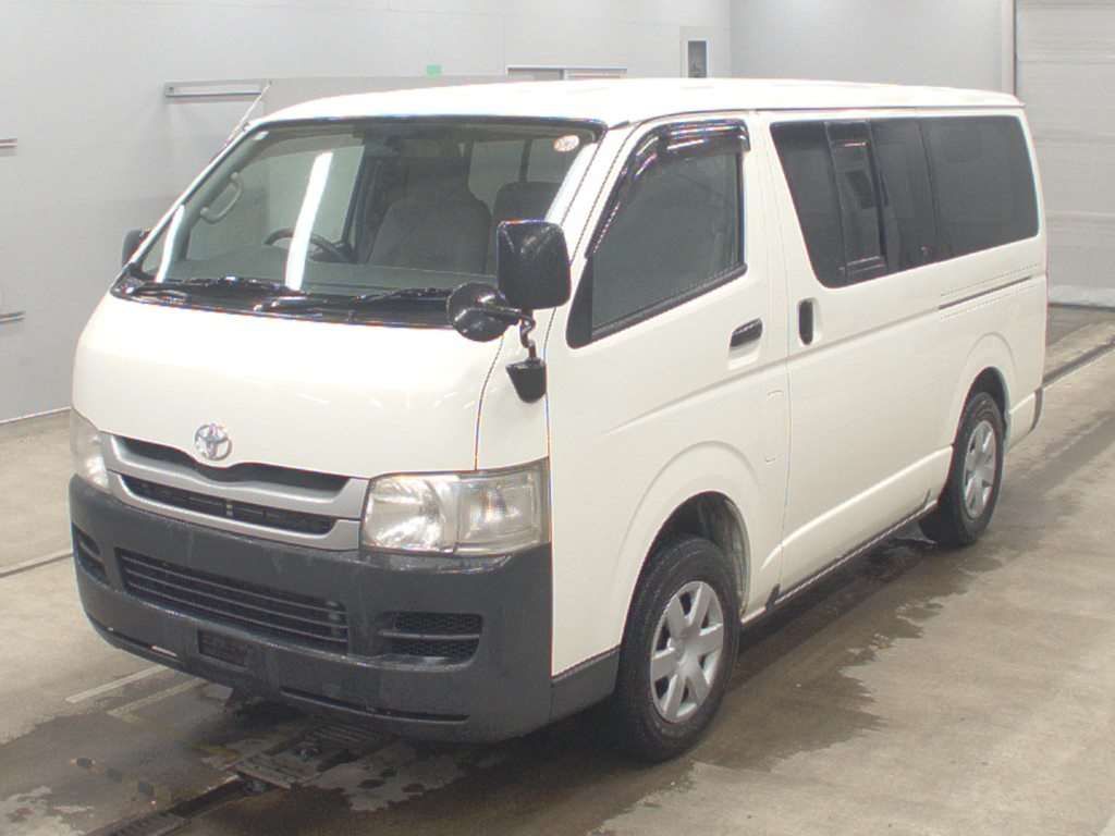 Japan Auction Vehicles 16 2009 Toyota Hiace ロングDX 4WD auction photo