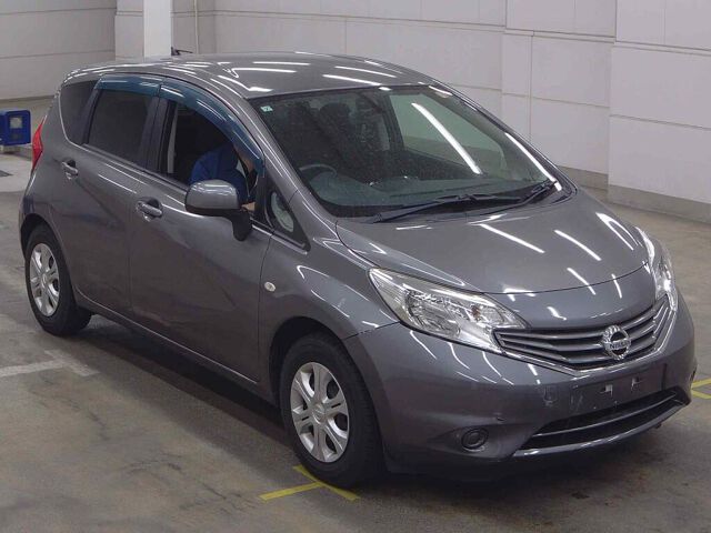 2013 Nissan Note X DIG-S Japan auction vehicle