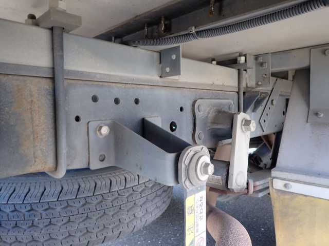 2017 Isuzu Elf 1.5t パネルバン auction photo 6