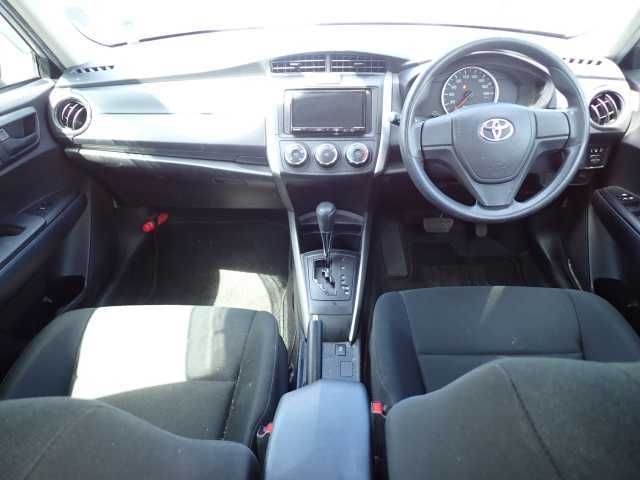 2021 Toyota Corolla Fielder EX 4WD auction photo 3
