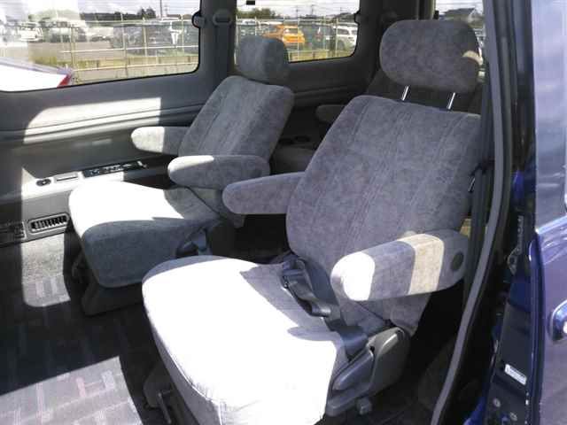1999 Toyota TownAce Noah Royal Lounge auction photo 9