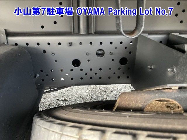 2013 Isuzu Forward dump auction photo 6