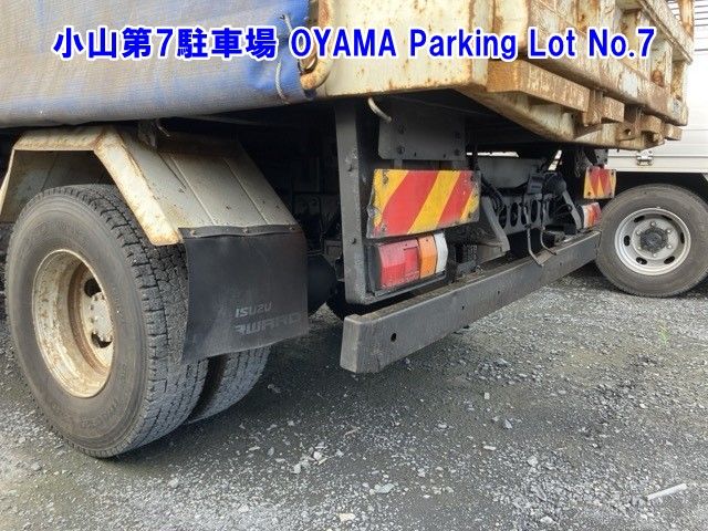 2013 Isuzu Forward dump auction photo 7