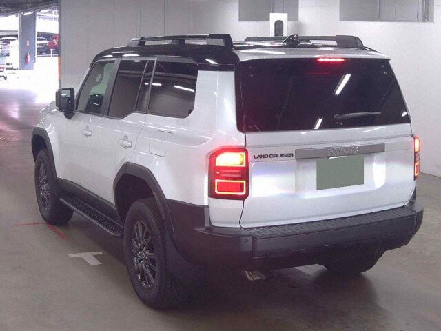 2025 Toyota Land Cruiser 250 VX 4WD auction photo 2