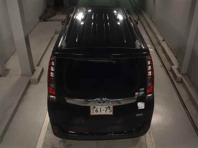 2015 Toyota Noah ハイブリッドG auction photo 7
