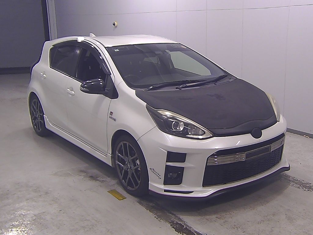 Japan Auction Vehicles 14 2018 Toyota Aqua G GR SPORT auction photo