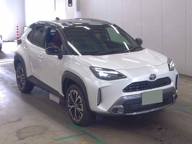 2026 Toyota Yaris Cross HV Z Adventure Japan auction vehicle