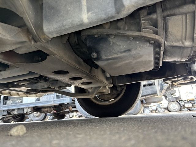 2009 Isuzu Elf ヒラ auction photo 11