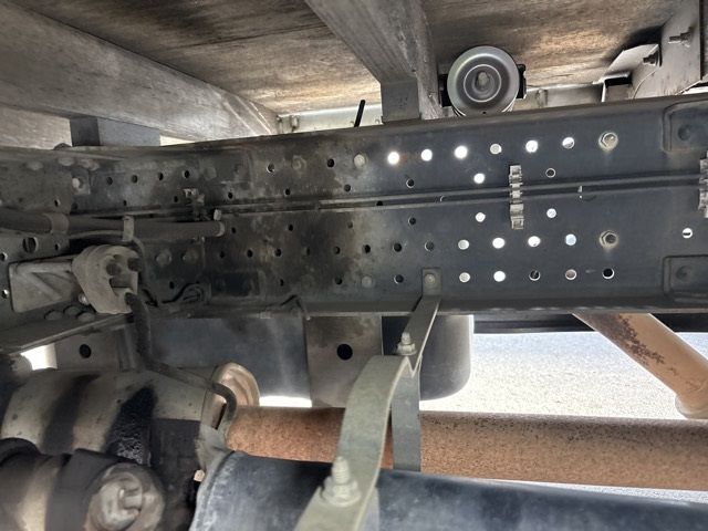 2009 Isuzu Elf ヒラ auction photo 18