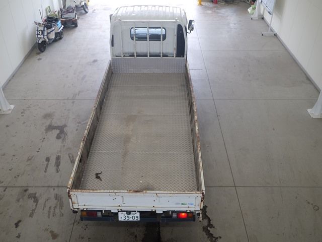 2009 Isuzu Elf ヒラ auction photo 3
