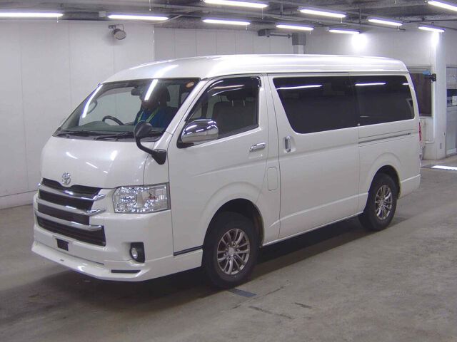 2016 Toyota Hiace GL 4WD auction photo 4