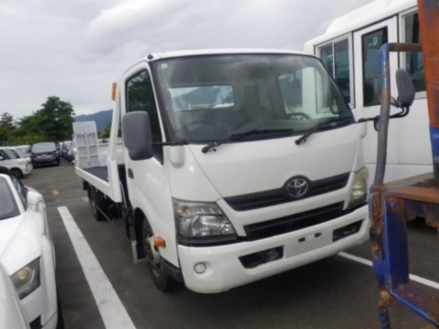 Japan Auction Vehicles 5 2011 Toyota Dyna 積載車 ラジコン D-TB auction photo