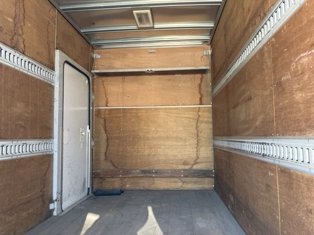 2011 Isuzu Elf アルミバン PG auction photo 20