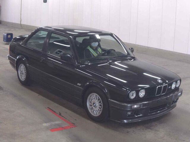 Japan Auction Vehicles 8 1990 BMW 3 Series 320IM Technique auction photo