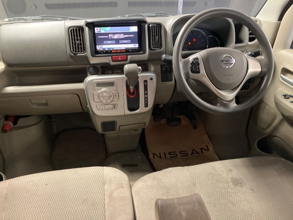 2017 Nissan NV100 Clipper Rio G auction photo 3