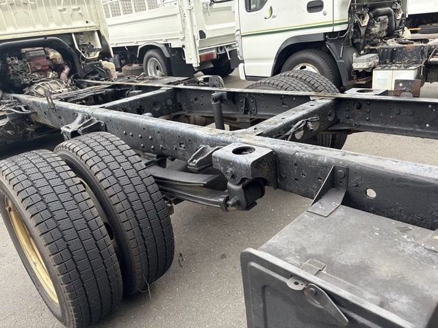 2016 Toyota Dyna シャーシ 4WD auction photo 14