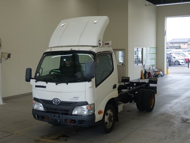 Japan Auction Vehicles 20 2016 Toyota Dyna シャーシ 4WD auction photo