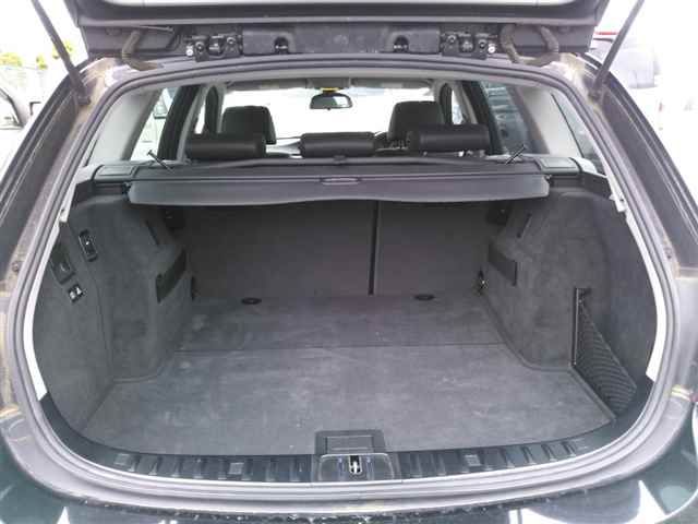 2009 BMW 3 Series 320i Touring auction photo 10