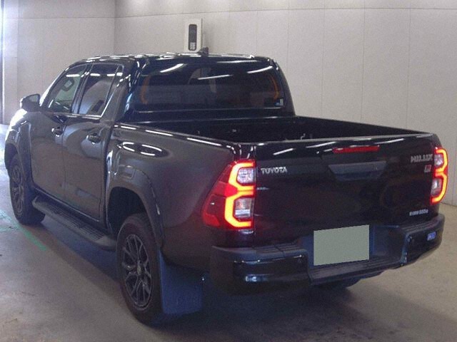 2024 Toyota Hilux Z GRスポーツ 4WD auction photo 2