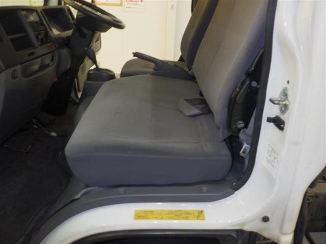 2014 Mazda タイタン chassis auction photo 8