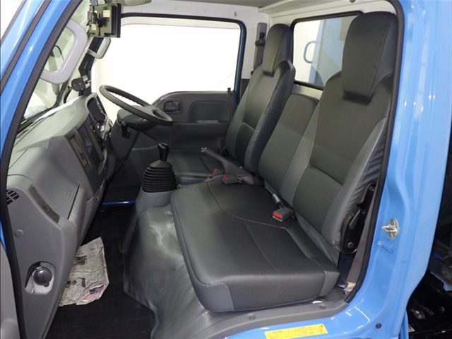 2019 Isuzu Elf Garbage truck auction photo 8