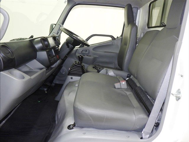 2020 Toyota Dyna Flatbed auction photo 8