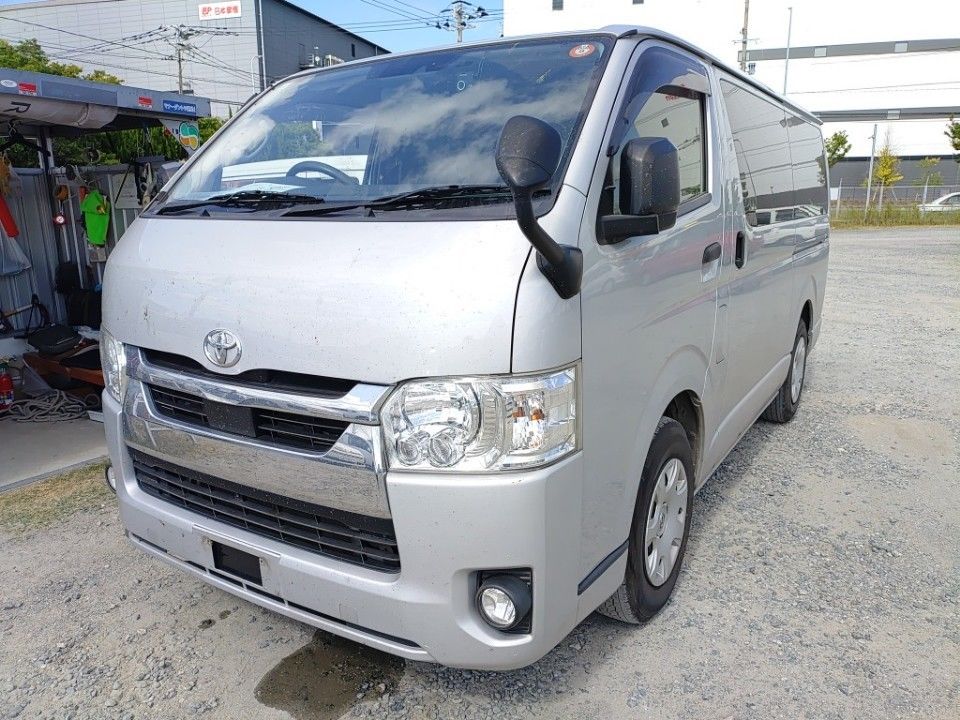 Japan Auction Vehicles 24 2021 Toyota Hiace auction photo