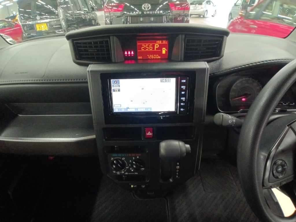 2021 Toyota Roomy X auction photo 11