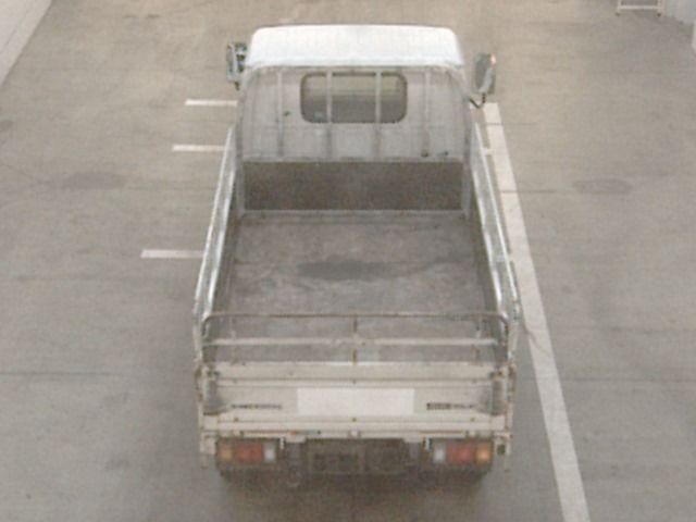 2018 Isuzu Elf 平ボディ auction photo 3